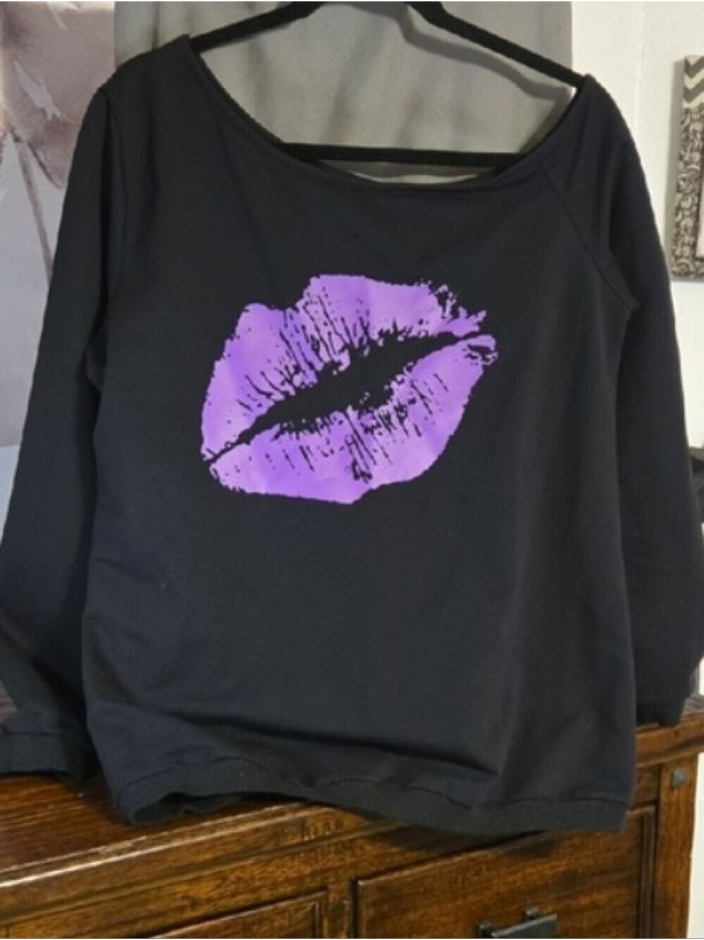 Off The Shoulder Black Sweatshirt with Purple Lip Print